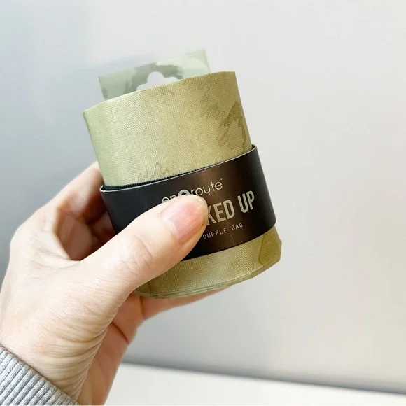 En Route All Packed Up Portable Duffle Bag Green Camo - Picture 3 of 4